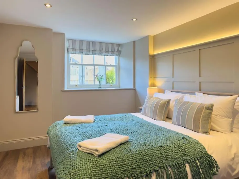 Exceptional Holiday Home 5 With Hot Tub Pickering 0*,