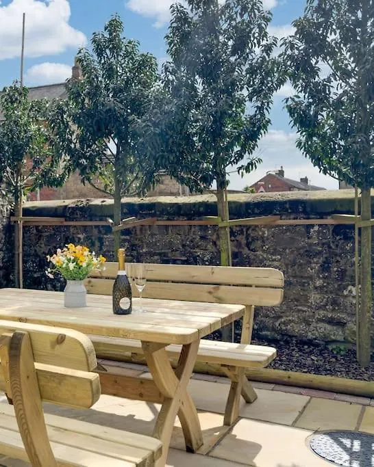 Exceptional Holiday Home 5 With Hot Tub Pickering 0*,  Regno Unito
